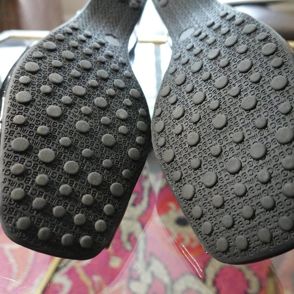 (NWOB) BCBG Black Patent Leather Peep Toe Wedge Heels SIZE 8.5B - Picture 12 of 16